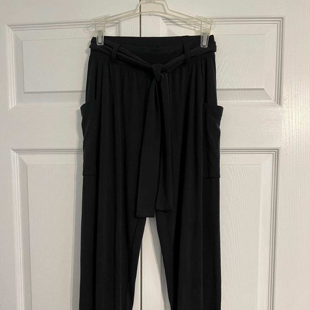 Women black pants xsmall